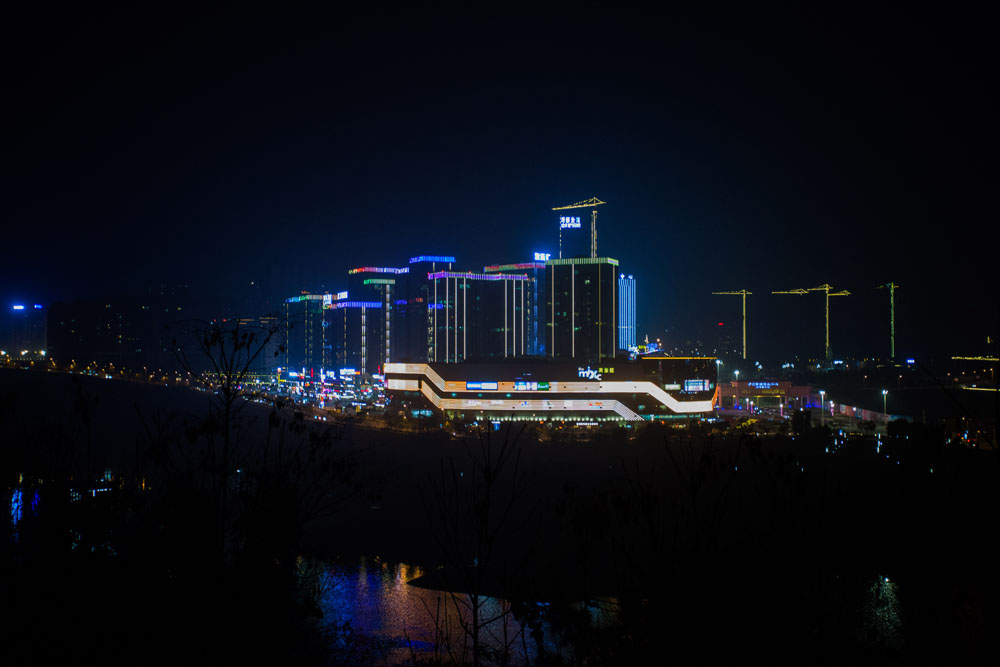 �۲��á�(�й���)���޹�˾����