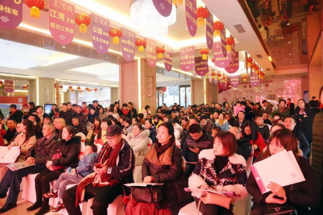 �۲��á�(�й���)���޹�˾����