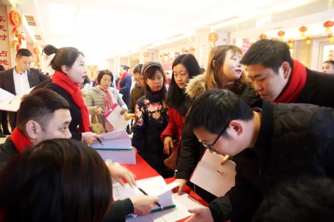 �۲��á�(�й���)���޹�˾����