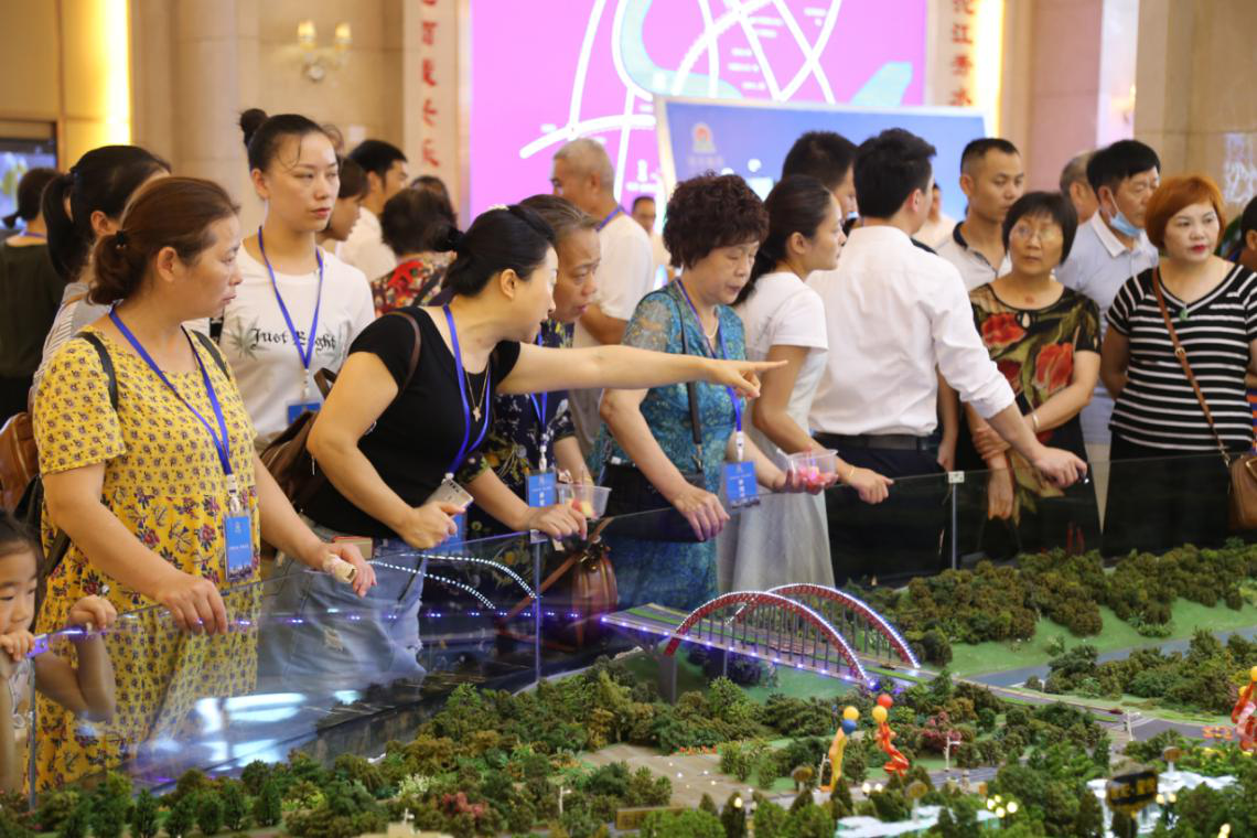 �۲��á�(�й���)���޹�˾����