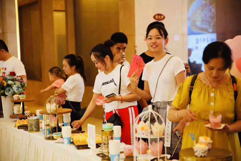 �۲��á�(�й���)���޹�˾����