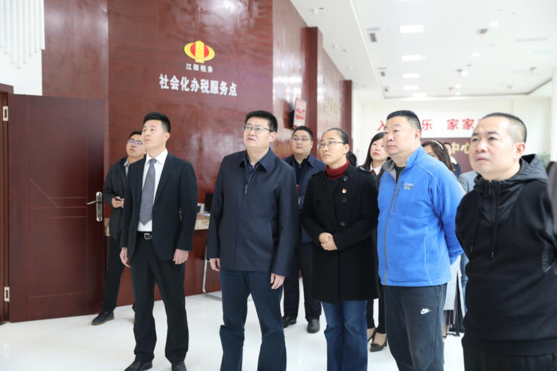 �۲��á�(�й���)���޹�˾����